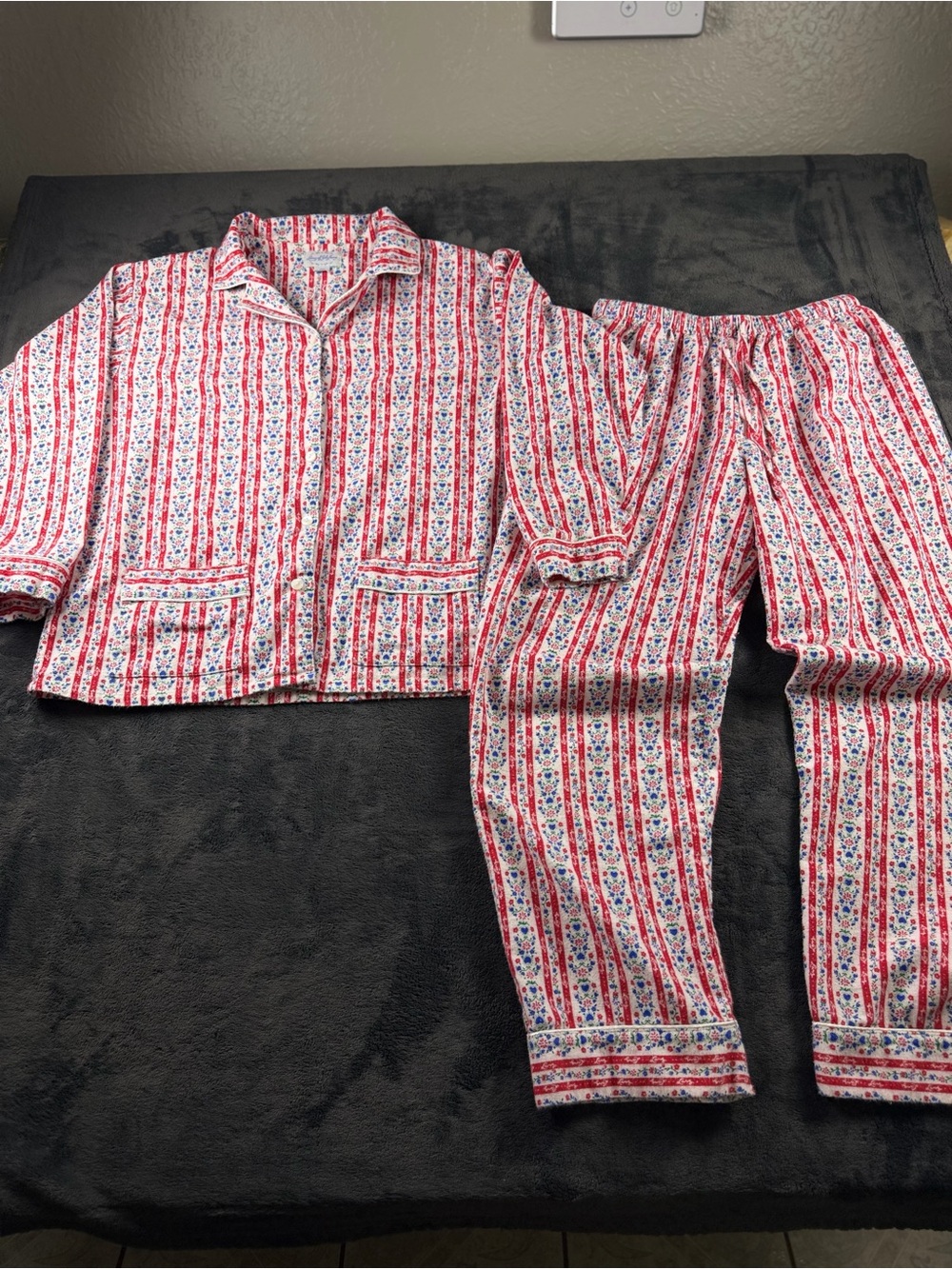 Lanz of Salzburg Red Tyrolean Stripe Flannel Pajama Set Small S VTG Cottagecore